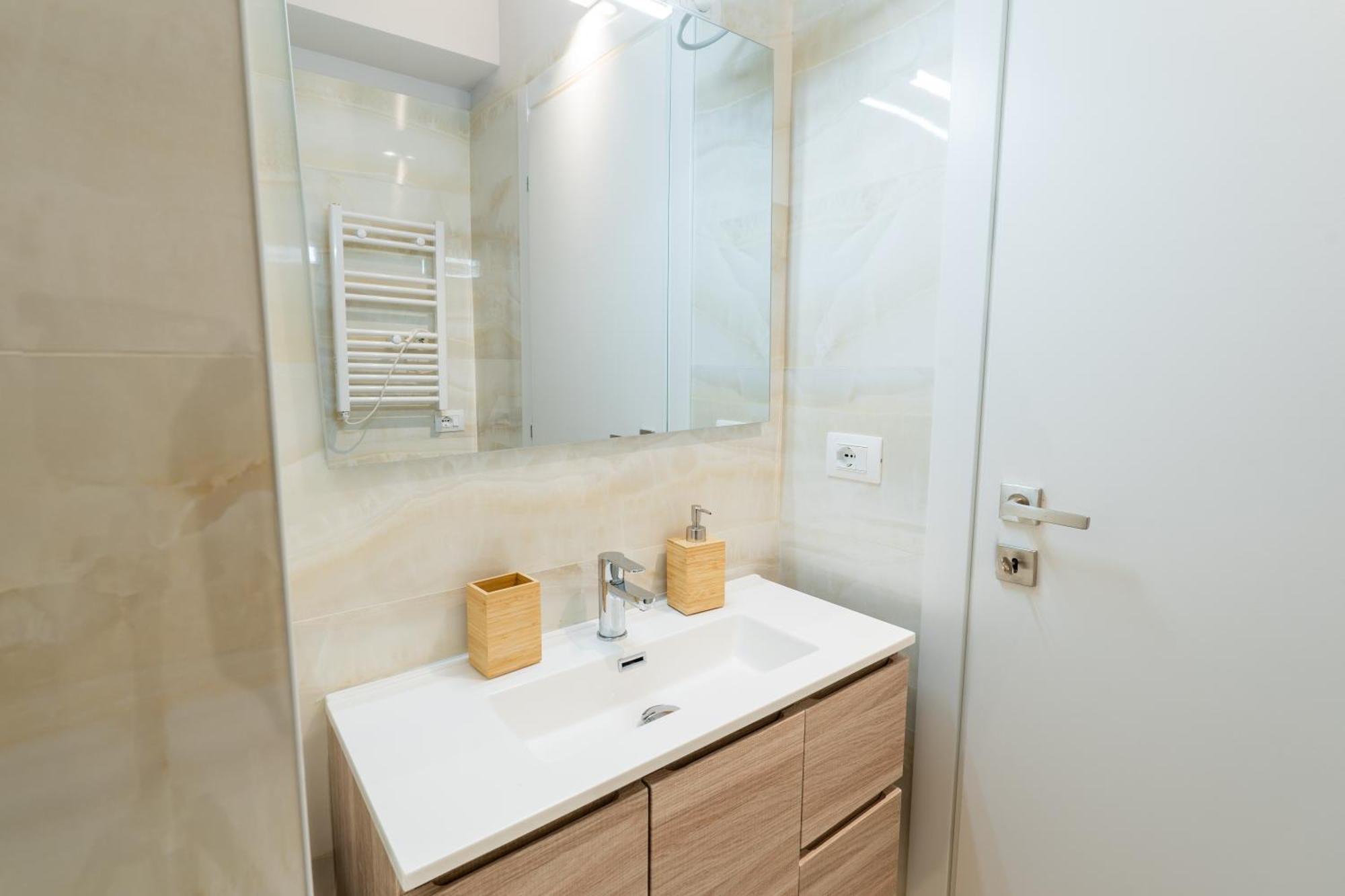 Palmanova Suites Milano Esterno foto